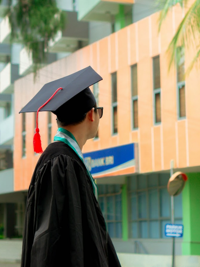 Stack Your Degree: Certs That Boost UK Starting Salaries